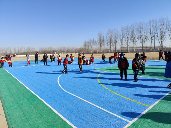 欧百娜悬浮地板篮球场地垫专用防滑拼装地板室外运动场地幼儿园悬浮地板 大米格软  材料 晒单图