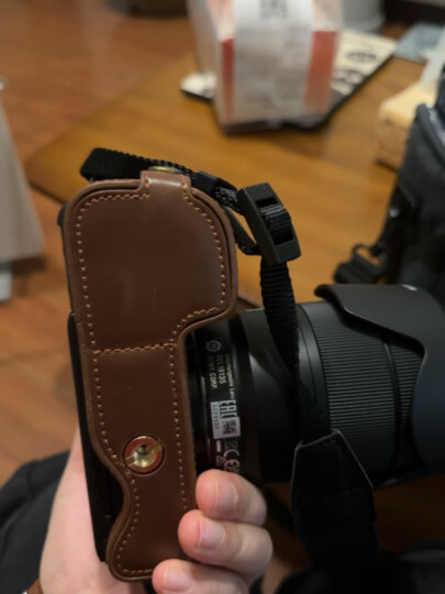 毕亚兹佳能（Canon）EOS RP 相机包底座皮套 半包保护套 手工制作 防滑耐磨仿皮底座咖啡色 XJ1 晒单图