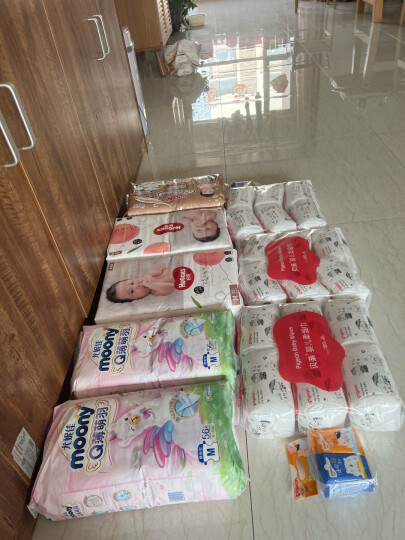 好奇（Huggies）铂金装纸尿裤M144片(6-11kg)中号婴儿尿不湿小桃裤裸感超薄透气 晒单图