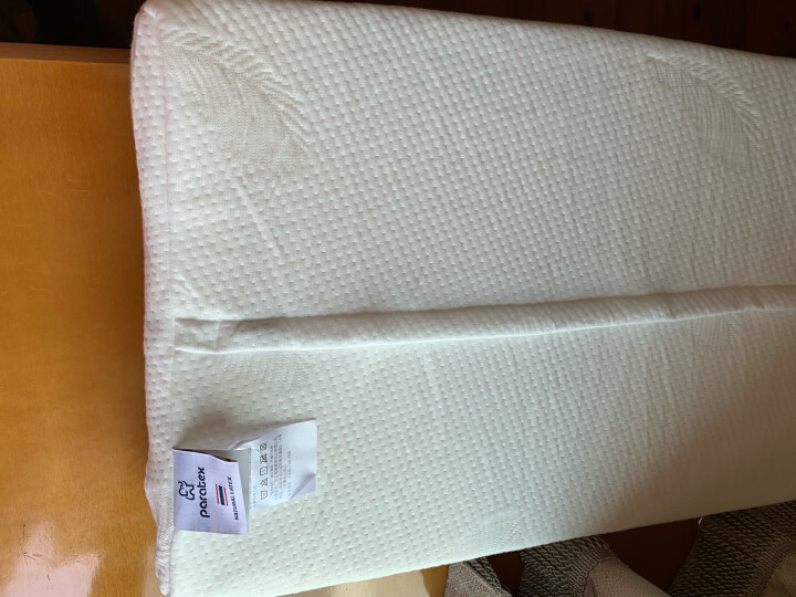 paratex 泰国进口天然乳胶枕头 枕芯 人体工学型乳胶枕 94%乳胶含量  送礼红色礼盒装 晒单图