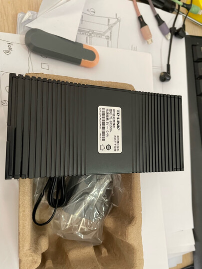 普联（TP-LINK） 8口百兆交换机 监控网络网线分线器 分流器 金属机身 TL-SF1008D 晒单图