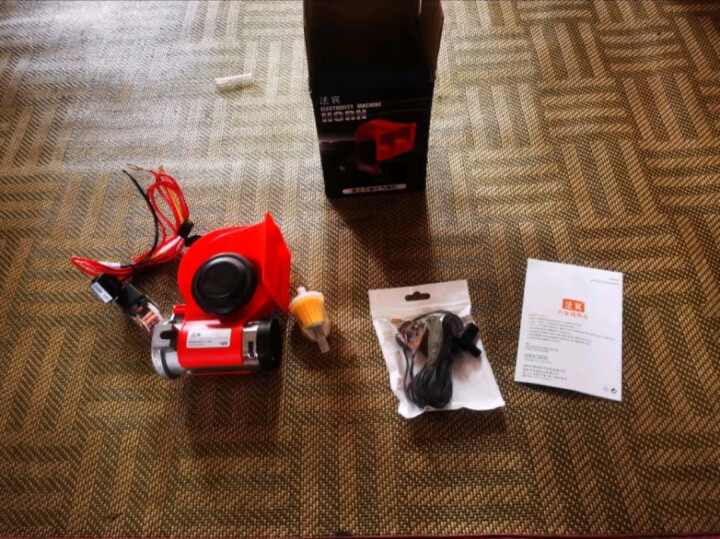 法宾蜗牛气喇叭汽车汽笛喇叭小轿车大货车通用12V24V电气喇叭超响喇叭 法宾蜗牛气喇叭红色+线束 12V 晒单图