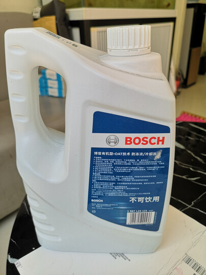 博世（BOSCH）有机型(OAT)发动机冷却液通用型汽车防冻液 冰点-25℃ 4L（绿色） 晒单图