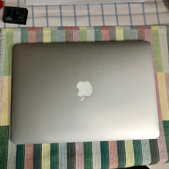 Apple MacBook Air 13.3英寸笔记本电脑 银色(2017款Core i5 处理器/8GB内存/256GB闪存 MQD42CH/A) 晒单图