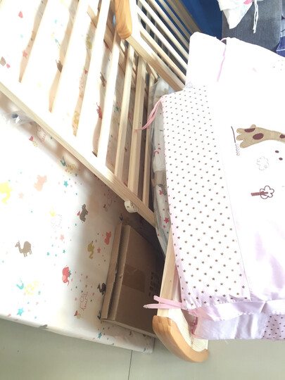 好孩子(gb)婴儿床新生儿实木无漆环保多功能宝宝床拼接床特有尿布台 标配+椰棕床垫+5件套粉色 晒单图