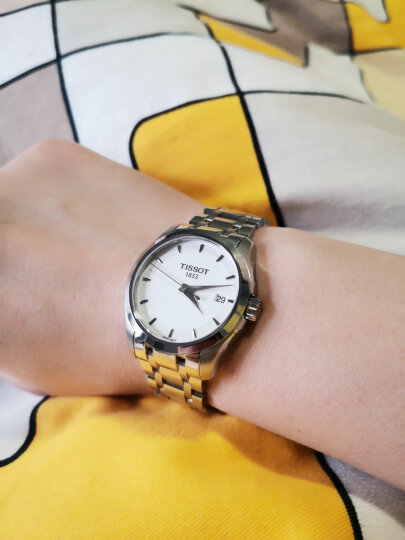 天梭(TISSOT)瑞士手表 库图系列钢带石英女士腕表送女友T035.210.11.031.00 晒单图