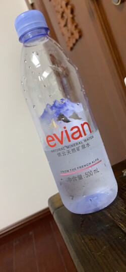 法国原装进口 依云（evian）天然矿泉水 1.25L *12瓶 整箱（新老包装替换，随机发货） 晒单图