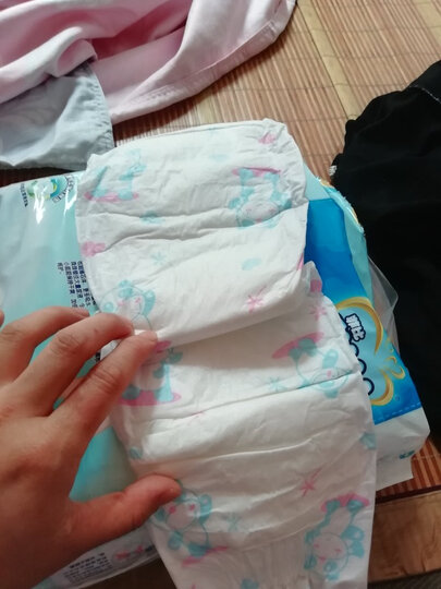 菲比(Fitti)纸尿裤 大号尿不湿 秒吸舒爽 L84片【9-14KG】 晒单图