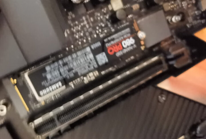 三星(SAMSUNG)1TB SSD固态硬盘 SATA3.0接口 860 EVO(MZ-76E1T0B) 晒单图