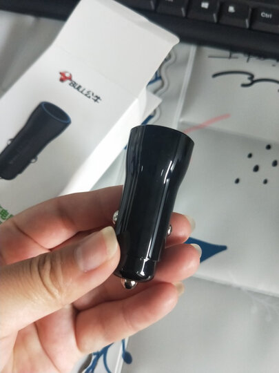 公牛 (BULL)车载充电器 车充点烟器 GNV-CD1180 银色5V/3.6A双USB一拖二 电压检测LED数显 金属材质 晒单图