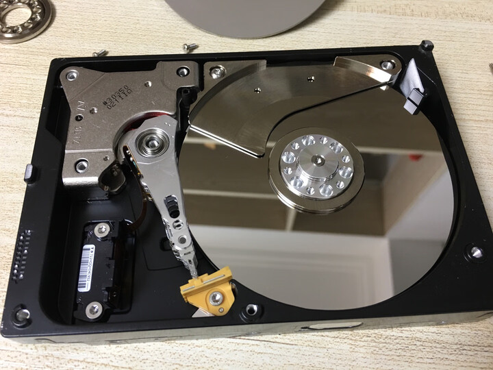 西部数据(WD)紫盘 2TB SATA6Gb/s 64M 监控硬盘(WD20EJRX) 晒单图