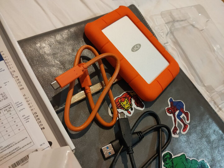 LaCie 1TB USB3.0 移动硬盘 Rugged 2.5英寸 便携三防 晒单图
