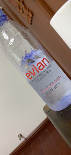 法国原装进口 依云（evian）天然矿泉水 750ml*12瓶 整箱装 新老包装交替发货 晒单图