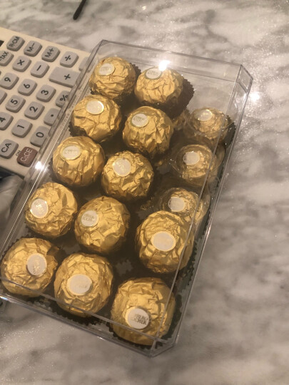 费列罗（Ferrero Rocher） 巧克力礼盒 进口榛果威化牛奶巧克力 婚礼喜糖果送女朋友礼物 费列罗金莎T30粒礼盒装 晒单图