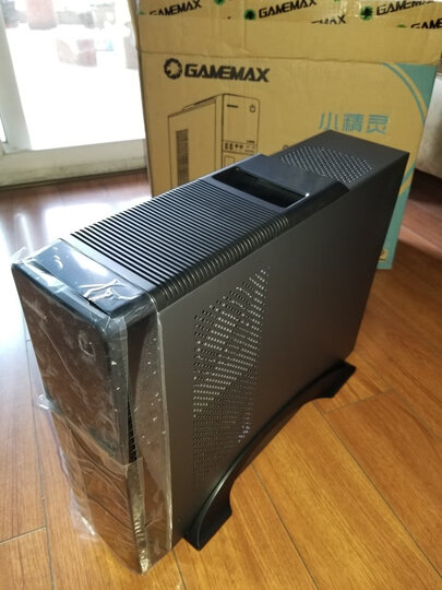 游戏帝国(GAMEMAX)小精灵 黑色 桌面电竞htpc机箱(支持micro主板/U3/读卡器/配风扇/配额定230W电源) 晒单图