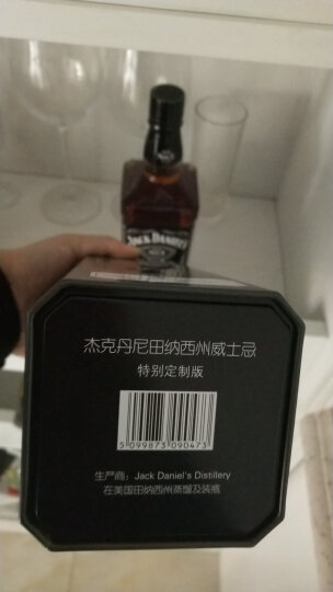 杰克丹尼（Jack Daniel's） 美国 田纳西州 调和型 威士忌 进口洋酒  700ml  黑标礼盒装 晒单图