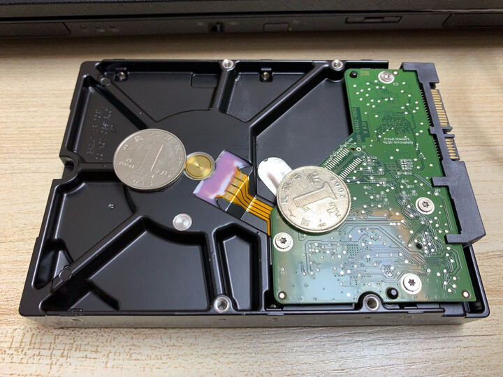 西部数据(WD)紫盘 2TB SATA6Gb/s 64M 监控硬盘(WD20EJRX) 晒单图