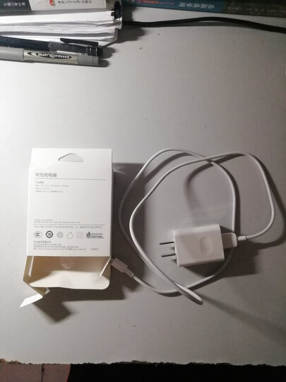 华为(HUAWEI)原装充电器/手机充电器/充电头 5V2A充电器+1m安卓数据线套装 白色 适用于安卓类手机/平板 晒单图