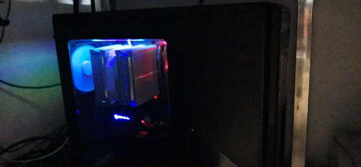 追风者(PHANTEKS) 614P黑色 全塔双路服务器侧透水冷电脑机箱(支持6硬盘位/EEB双路主板/背线/配2风扇) 晒单图