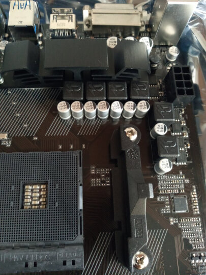 技嘉（GIGABYTE）AORUS AX370-Gaming K7 (AMD X370/Socket AM4) 晒单图