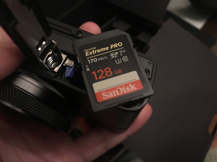 索尼（SONY）RX100M3 黑卡数码相机Vlog拍摄 1英寸大底（蔡司24-70mm F1.8-2.8镜头 WiFi/翻转屏 黑卡3） 晒单图