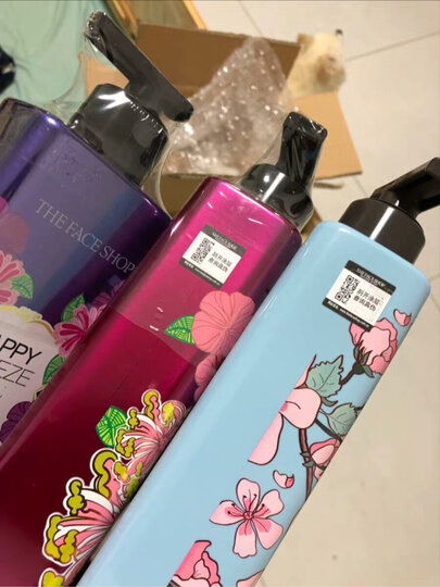 LG菲诗小铺 The Face Shop 秘密花园香水 沐浴露 500ml 男女通用沐浴乳 轻盈润泽 留香持久 晒单图