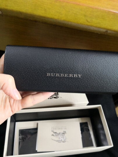 BURBERRY 博柏利 女款黑色镜框深灰色镜片眼镜太阳镜 B 4159F 34198G 57m 晒单图