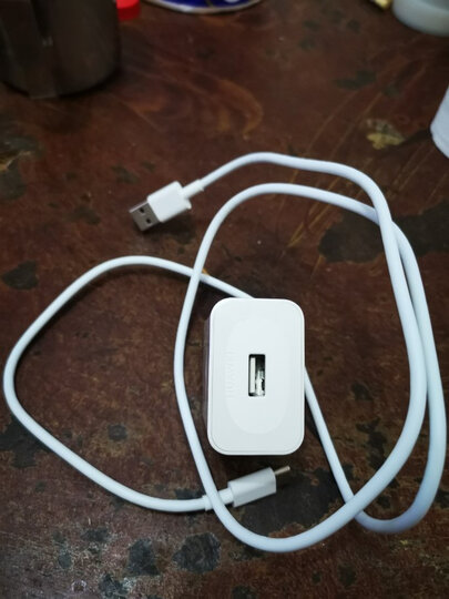 华为(HUAWEI) 电源适配器 5V1A手机充电器 USB充电头(白色) 晒单图