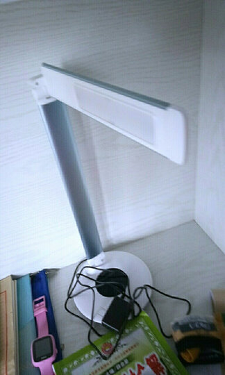松下(Panasonic)国A级减蓝光护眼台灯六段/连续调光工作阅读儿童学生学习台灯 HHLT0610蓝色 晒单图