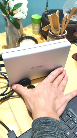 奥睿科(ORICO)移动硬盘盒3.5英寸USB3.0 SATA串口笔记本台式机硬盘外置盒子铝合金固态机械外壳 银色3528U3 晒单图