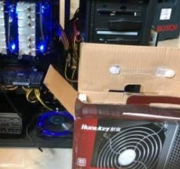 航嘉(Huntkey)额定350W JUMPER350S电源 (主动PFC/双管正激/宽幅电压/背部走线) 晒单图