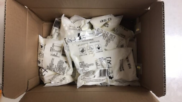 新希望 透明小白袋 牧场原奶 新鲜纯牛奶 180ml*16袋/箱 晒单图