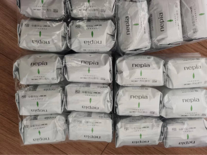妮飘（Nepia）湿巾方沁抽取式卫生湿巾家用替换独立包装32抽*6包 晒单图