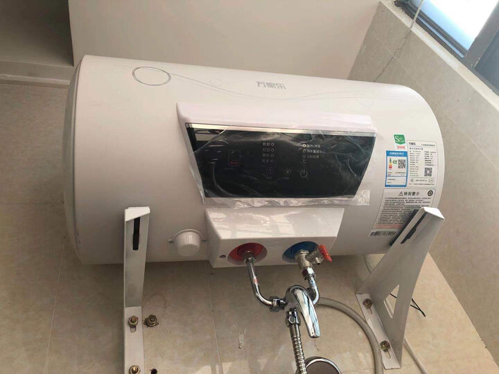 万家乐 50升双防漏电保护 无线遥控 预约洗浴 ECO节能 电热水器D50-H21A 晒单图