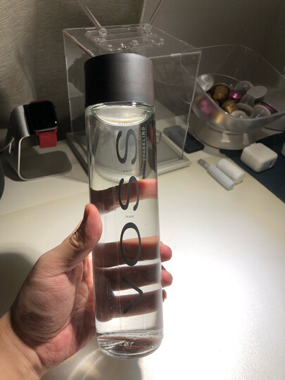 挪威原装进口芙丝(VOSS)饮用天然泉水(深层自流)330ml*24(塑料瓶)整箱装 晒单图