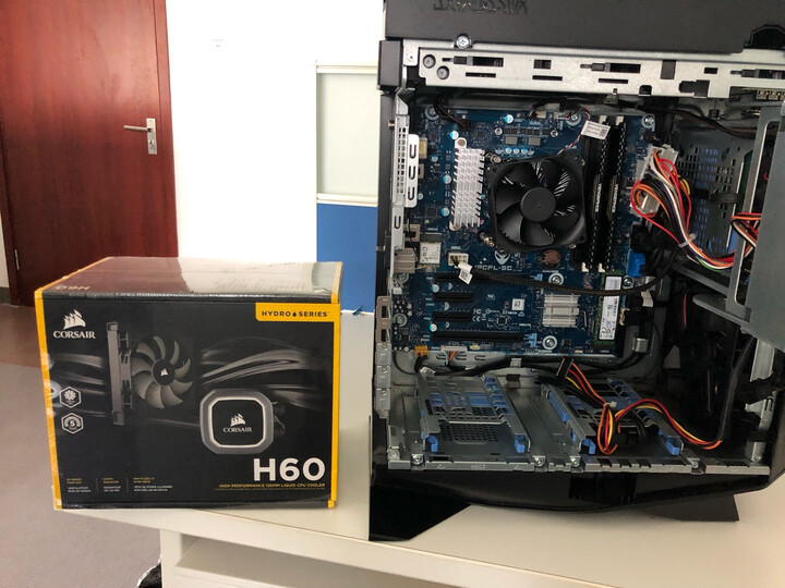 外星人Alienware Aurora水冷游戏台式电脑主机(八代i7-8700K 16G 256GSSD 2T GTX1080Ti 11G独显) 晒单图