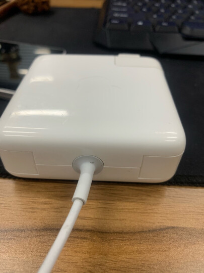 Apple 45W MagSafe 2 电源适配器/充电器（适用于 MacBook Air） 晒单图