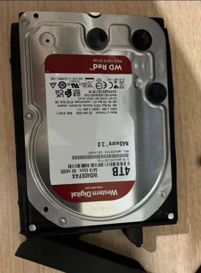 西部数据 NAS硬盘 WD Red 西数红盘 4TB 5400转 256MB SATA (WD40EFAX) 晒单图