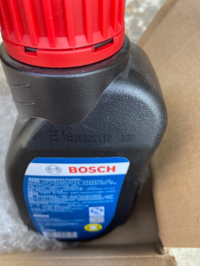 博世(BOSCH) DOT3 刹车油/制动液/离合器油 1L 通用型(干沸点230℃/湿沸点145℃)进口原料国内调配 一升装 晒单图