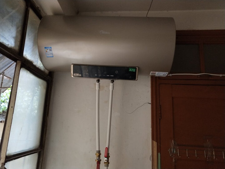 美的(Midea)50升速热增容 LED触控大屏 一级节能 遥控预约 防电墙电热水器 F5030-A6(HEY) 晒单图
