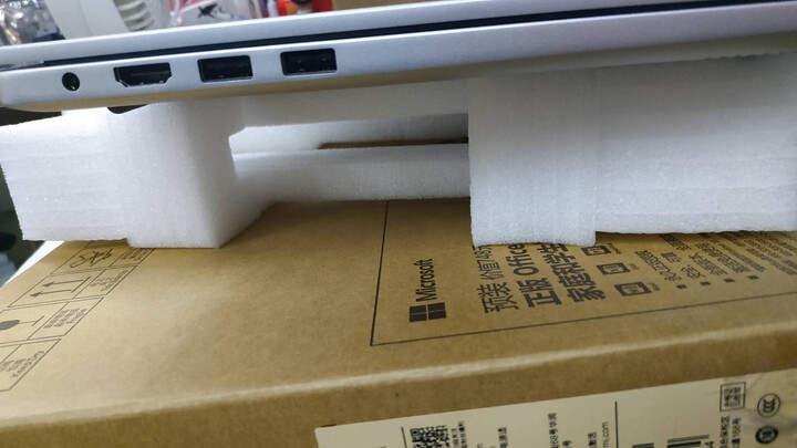 小米(MI)Pro 15.6英寸金属轻薄笔记本(i7-8550U 16G 256GSSD MX150 2G独显 FHD 指纹识别 预装office) 深空灰 晒单图