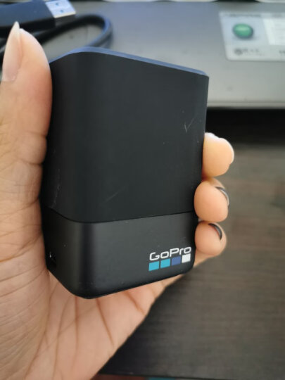 GoPro 双电池充电器+一块电池 运动相机配件（适用于HERO5,HERO6,HERO7） 晒单图