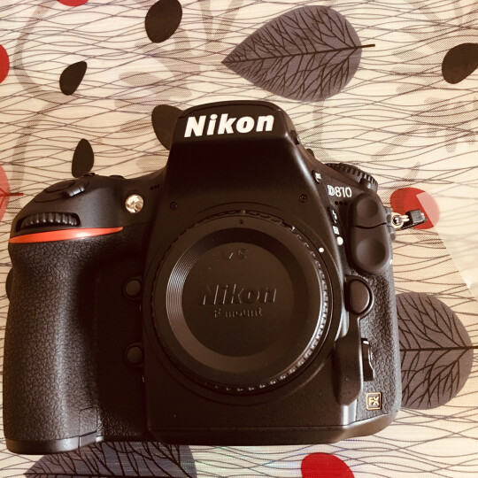 尼康(nikon) d810 单反数码照相机 全画幅机身 (约3,635万有效像素,51