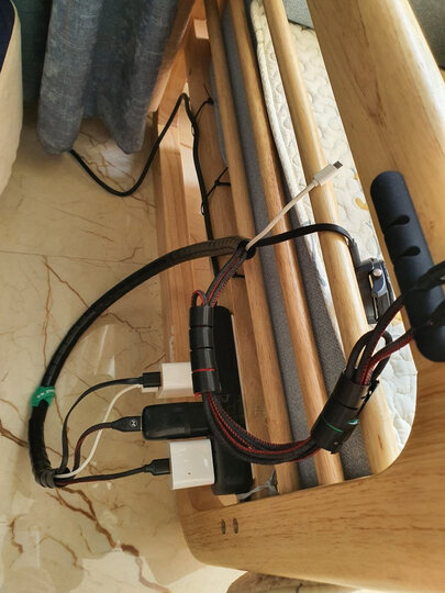 绿联(UGREEN)电脑桌面理线器 固定电源数据线线卡夹绕线器 线缆收纳整理收线夹绑线扎线带 2个装黑 30762 晒单图