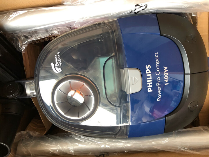 飞利浦(PHILIPS)卧式吸尘器家用大功率大吸力多种吸嘴无尘袋FC8471/81 晒单图