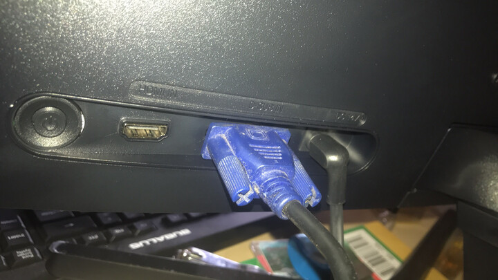 三星(SAMSUNG)23.6英寸 LED背光 HDMI高清接口 电脑显示器(S24D300HL) 晒单图