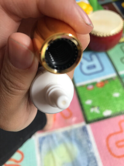 韩国进口 AHC 黄金玻尿酸眼霜 30ml/支 修复弹润 滋润眼周 淡化细纹 晒单图