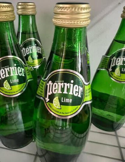 巴黎水（Perrier ）法国原装进口 青柠味气泡水矿泉水 330ml*24瓶 晒单图