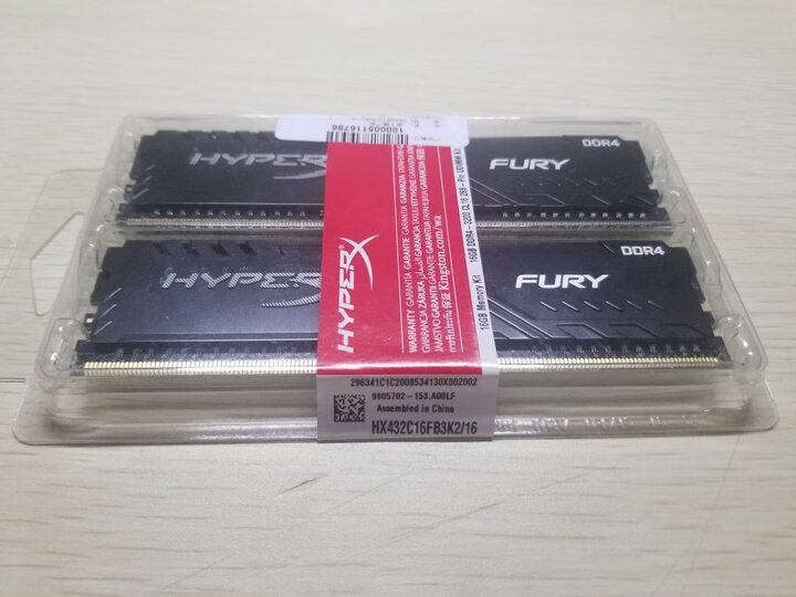 金士顿(Kingston) DDR4 2400 16GB 台式机内存条 骇客神条 Fury雷电系列 晒单图