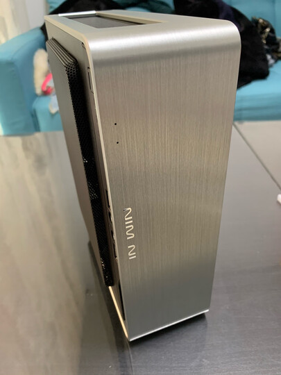 迎广(IN WIN)肖邦 银色 itx机箱(支持MINI ITX主板/铝合金外框/自带150W足瓦静音电源/USB3.0 x2) 晒单图